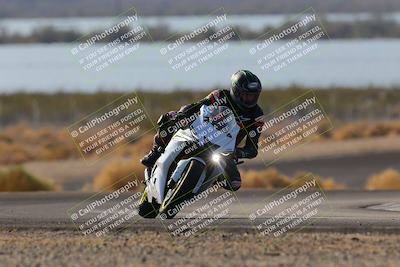 media/Dec-18-2022-SoCal Trackdays (Sun) [[8099a50955]]/Turn 14 (940am)/